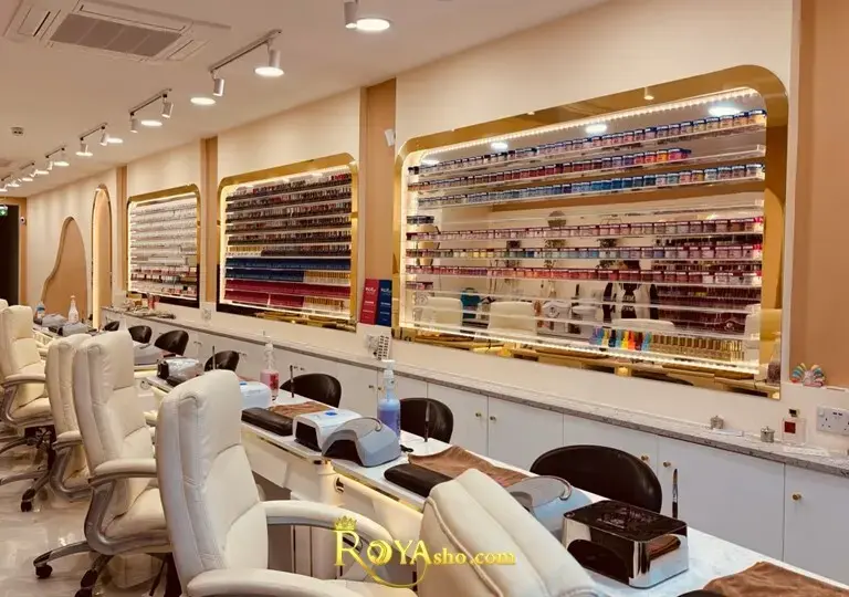 پیدا کردن سالن زیبایی و اعتماد کردن به آرایشگاه های زنانه کار بسیار دشواری است؛ در تمام محله های تهران از جمله جنت آباد سالن های زیبایی زیادی به چشم میخورند که کسب اطلاعات کافی درمورد خدمات و نحوه کارکرد آنها کار دشواری خواهد بود