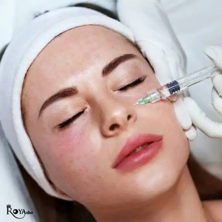 مزوتراپی صورت چیست مزوتراپی صورت یکی از شناختهشدهترین کاربردهای این روش در حوزه زیبایی است. در این روش، پزشک با توجه به وضعیت پوست و هدف درمان، ترکیبات موردنظر را با تزریقهای ظریف در لایههای سطحی پوست وارد میکند.