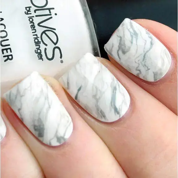 مدل کاشت ناخن مرمری (Marble)