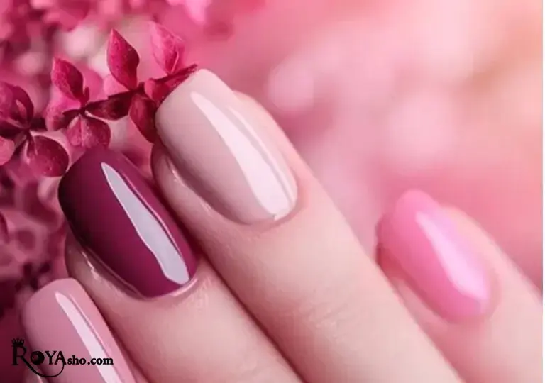 ژلیش ناخن نوعی لاک ژله‌ای است که با استفاده از دستگاه UV یا LED خشک و تثبیت می‌شود