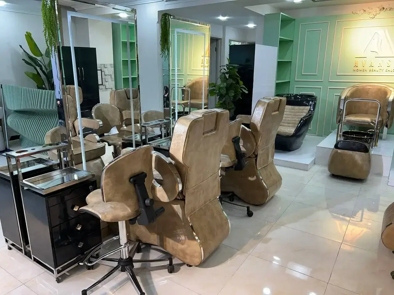 سالن زیبایی آوانسا تهرانسر