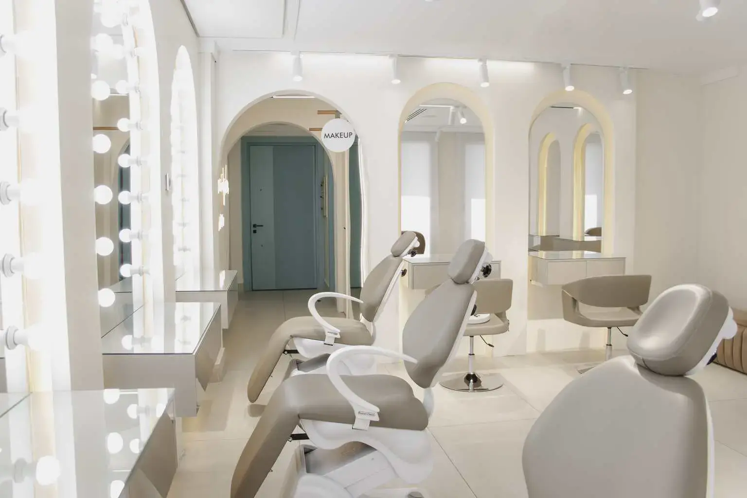 سالن زیبایی بارانا - شعبه یوسف آباد