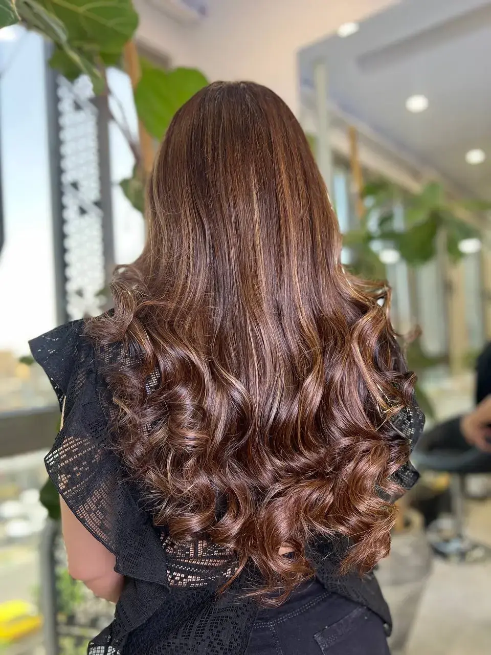 سالن زیبایی ندا دوستی