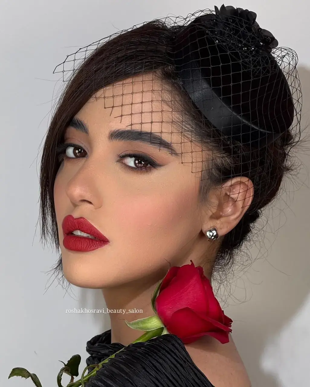 سالن زیبایی روشا خسروی زعفرانیه