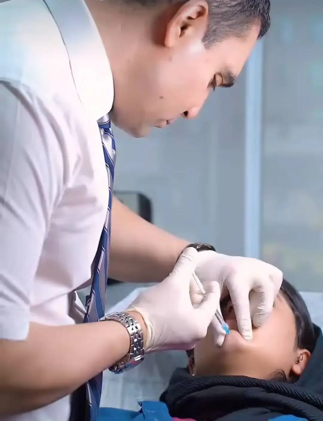 کلینیک زیبایی باران شهرک غرب