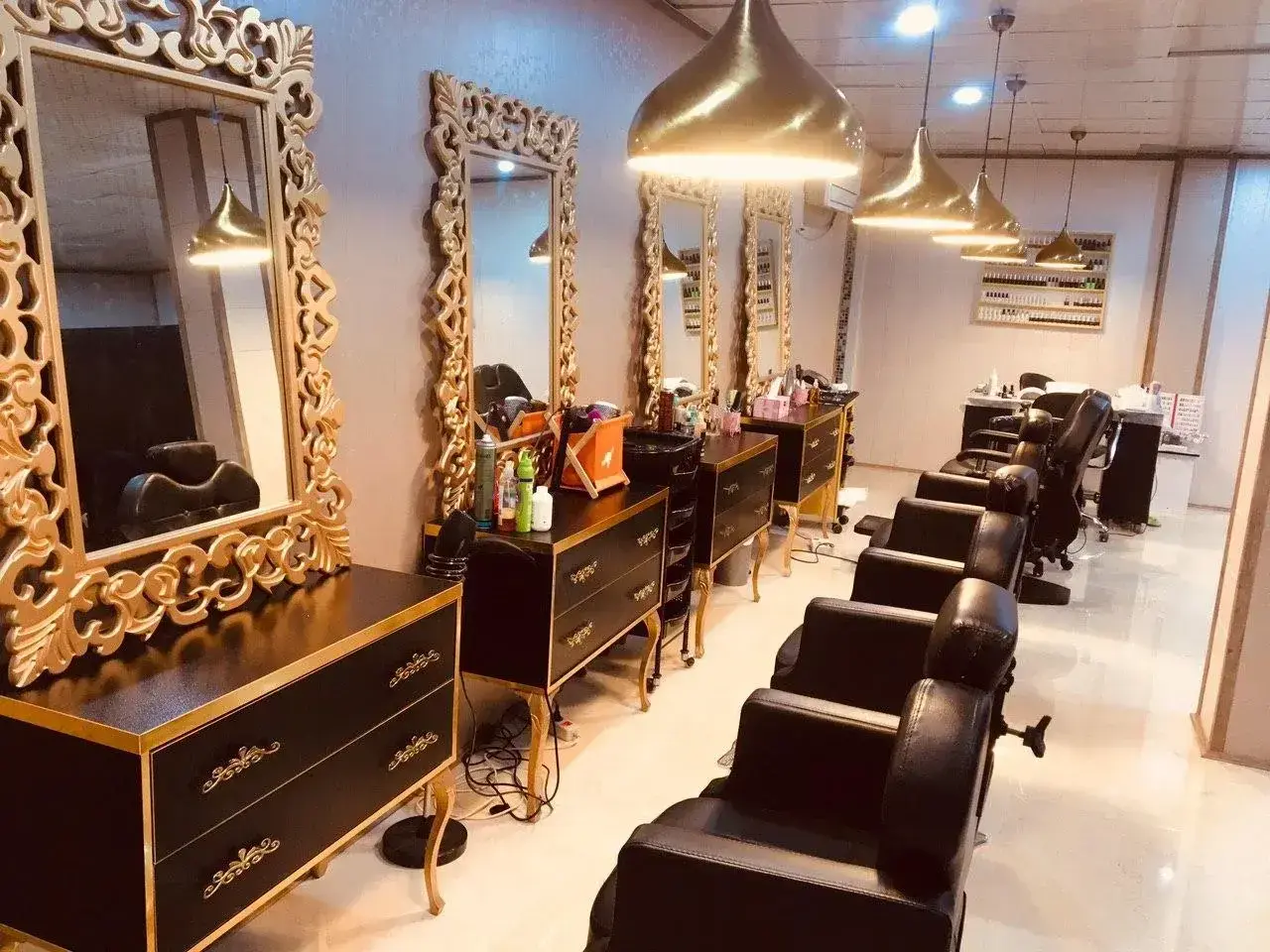 سالن زیبایی رزتی بلوار فردوس