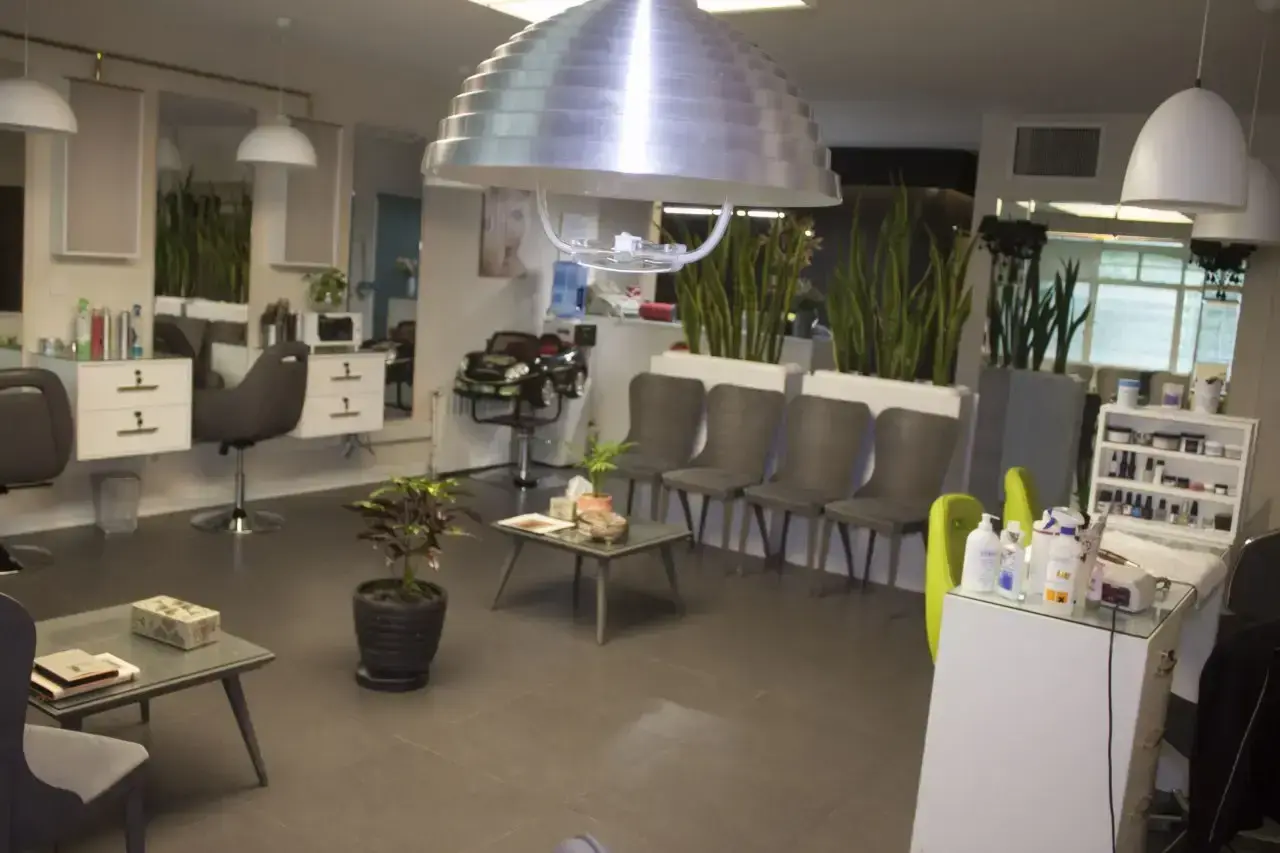 سالن زیبایی نیروانا