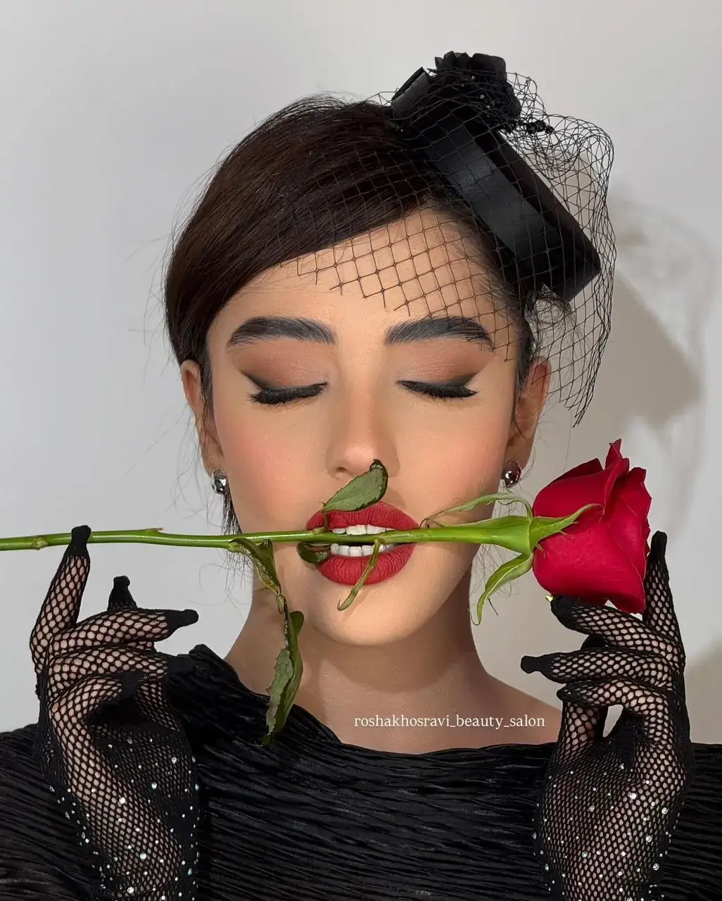 سالن زیبایی روشا خسروی زعفرانیه