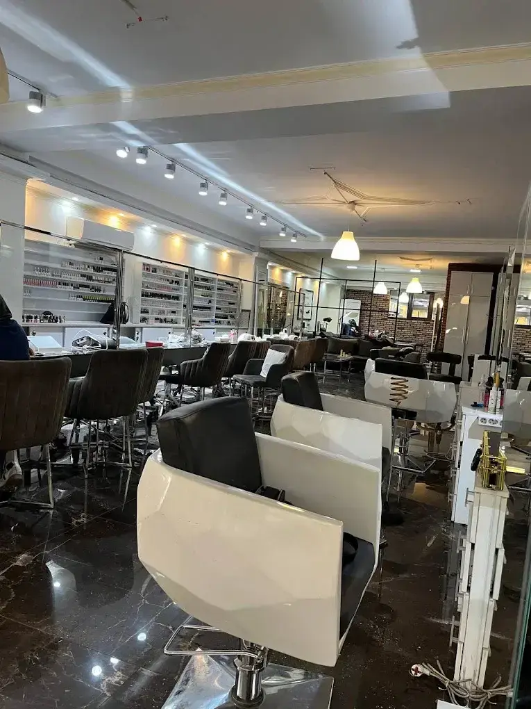 سالن زیبایی زوشا در مرزداران