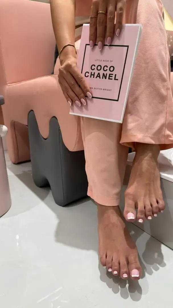 سالن زیبایی شیونا بیوتی الهیه