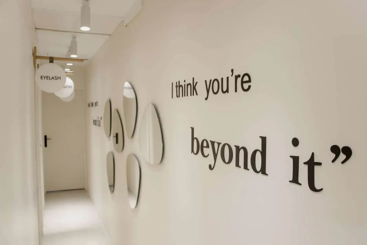 سالن زیبایی بارانا - شعبه یوسف آباد