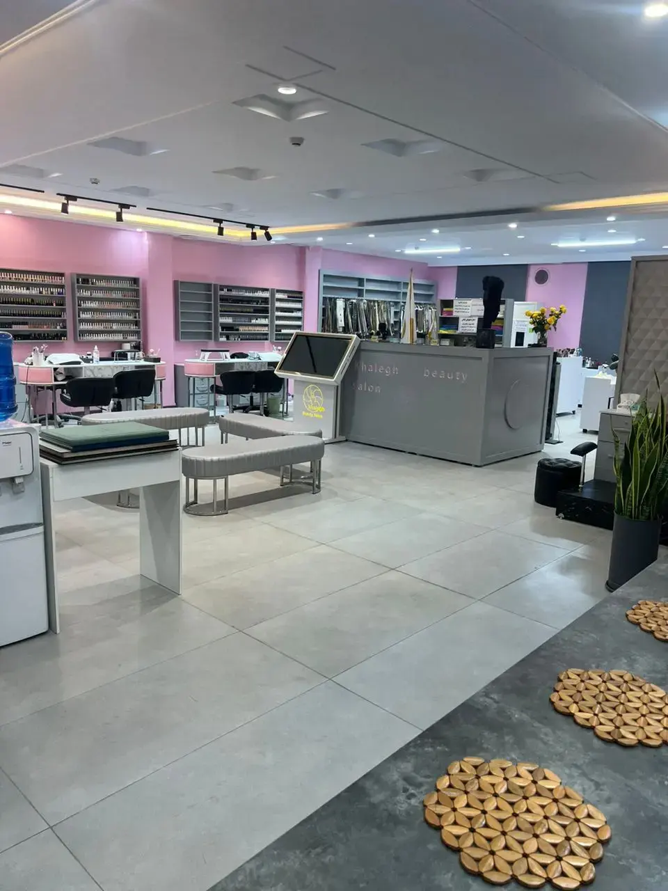 سالن زیبایی خالق بیوتی