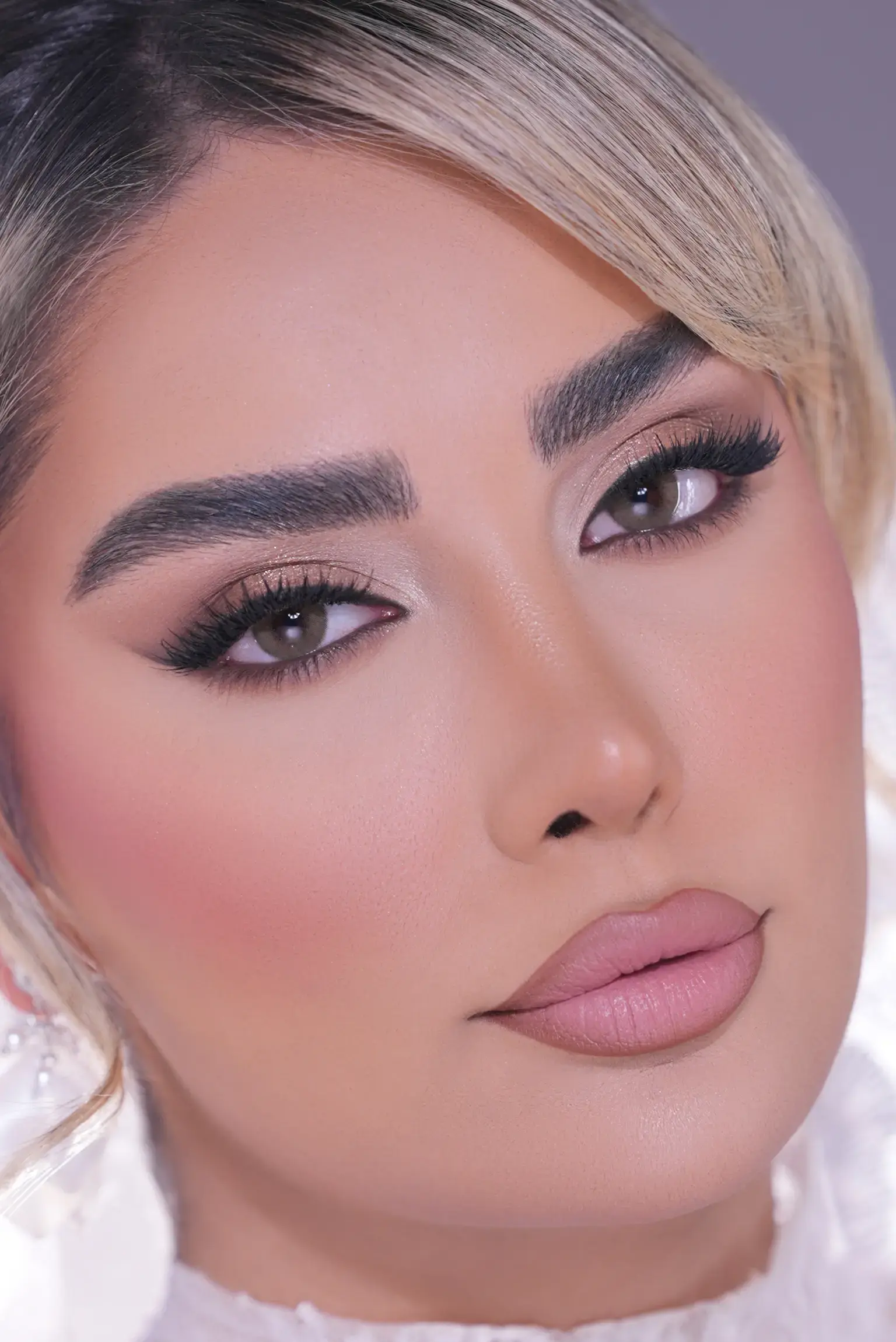 سالن زیبایی ندا دوستی