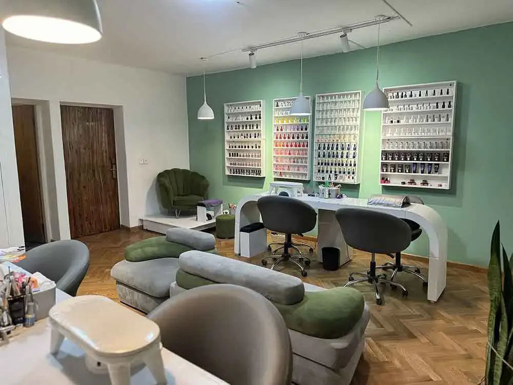 سالن زیبایی لادن شمس فرمانیه