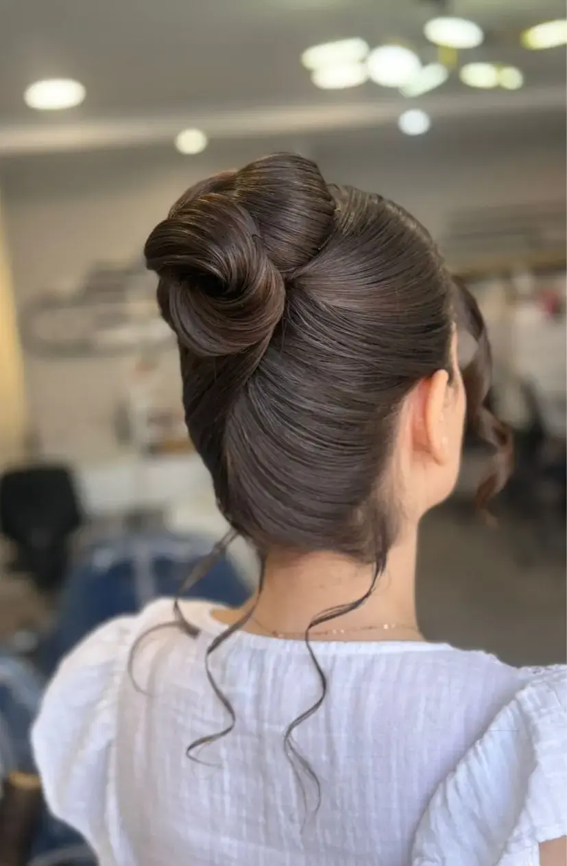 سالن زیبایی الای جنب نیایش مال