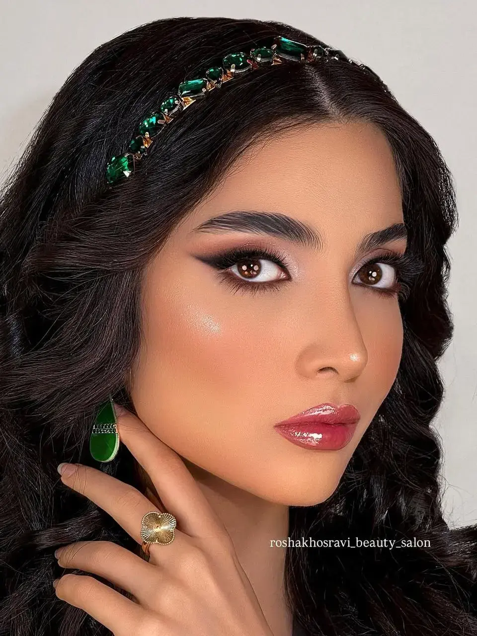 سالن زیبایی روشا خسروی زعفرانیه