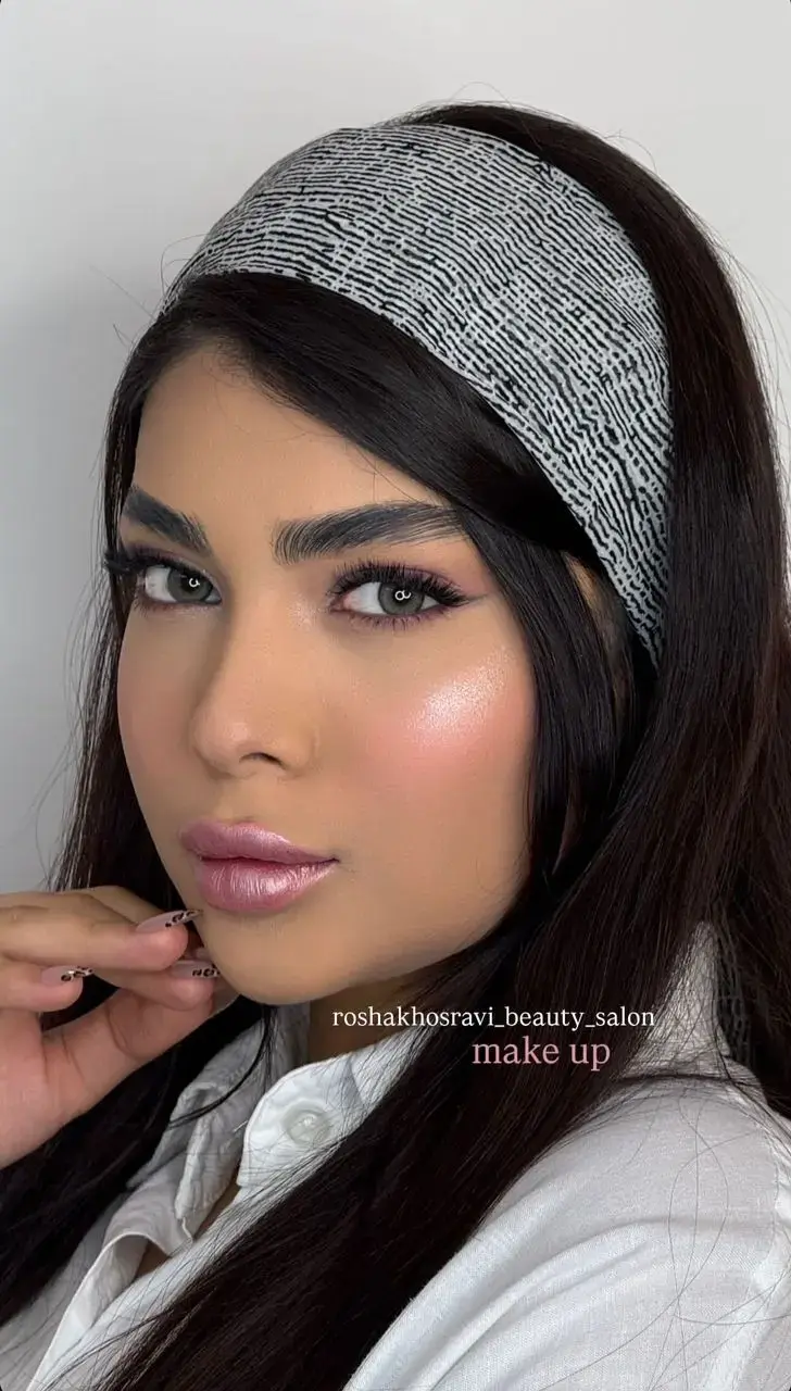 سالن زیبایی روشا خسروی زعفرانیه