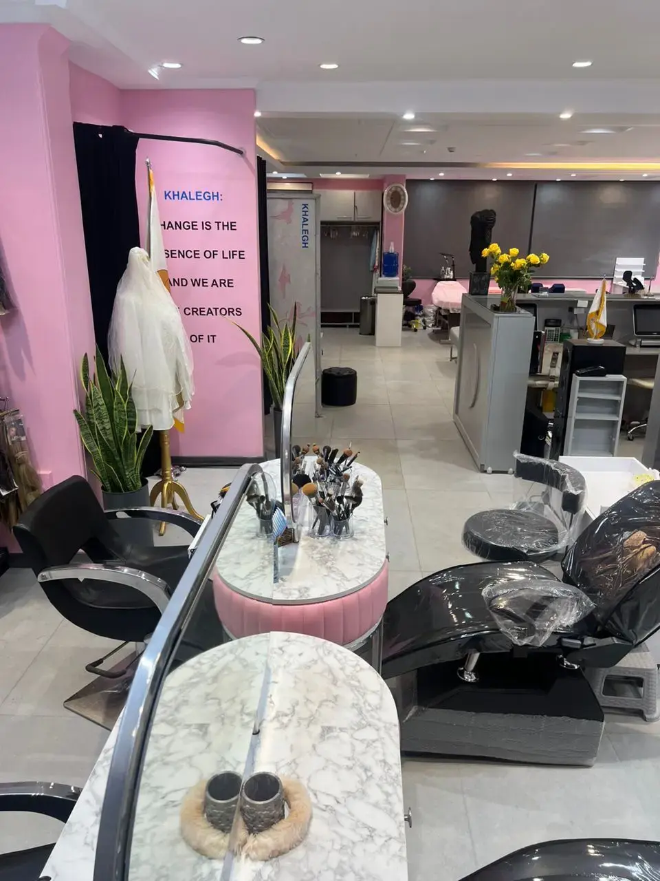 سالن زیبایی خالق بیوتی