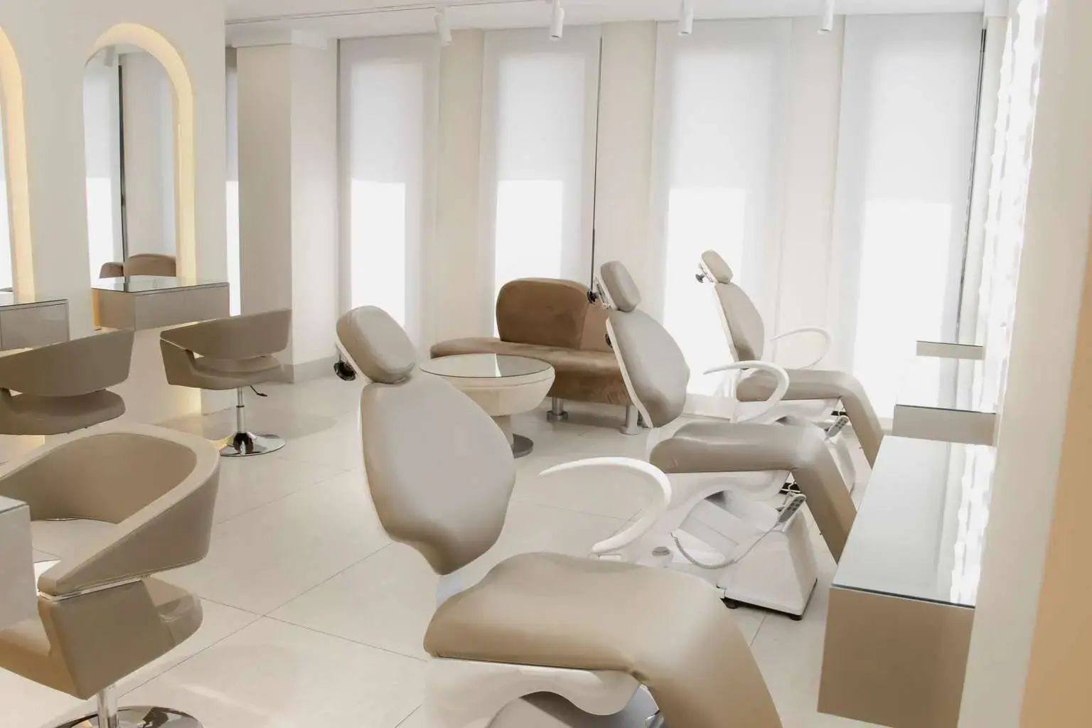 سالن زیبایی بارانا - شعبه یوسف آباد