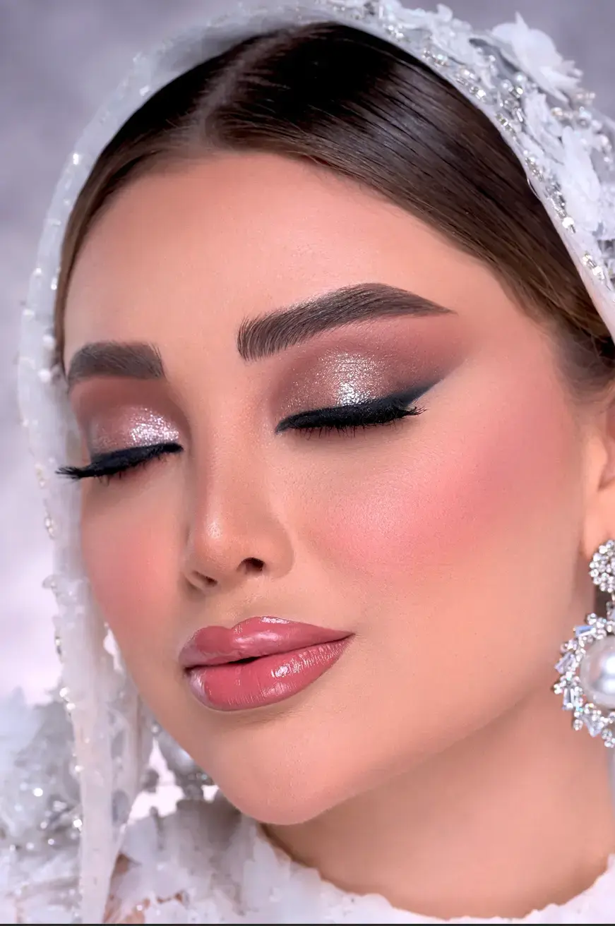 سالن زیبایی ندا دوستی