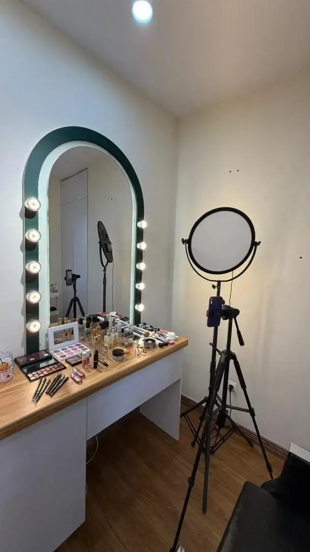 سالن زیبایی تیادورا نیاوران